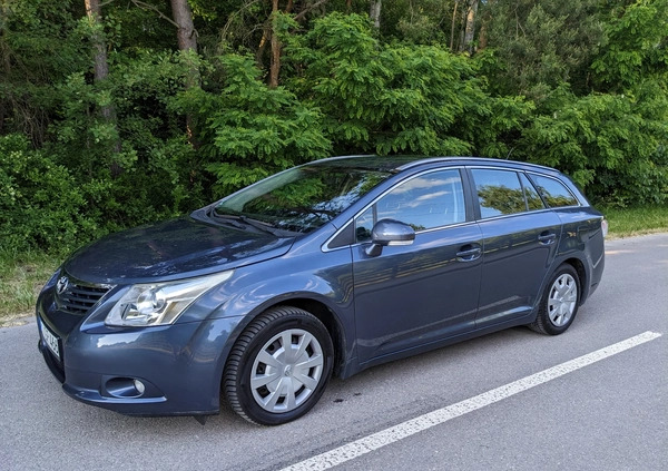 Toyota Avensis cena 25900 przebieg: 260000, rok produkcji 2009 z Andrychów małe 781